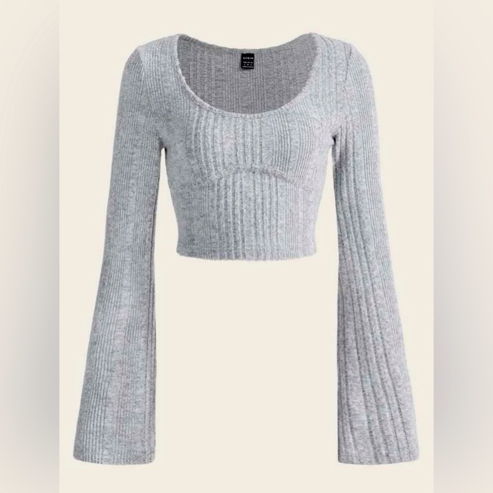 SHEIN EZwear Gray  Scoop Neck Bell Sleeve Crop Tee